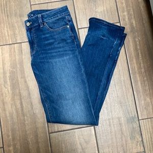 White House Black Market The Slim Jeans, sz 8